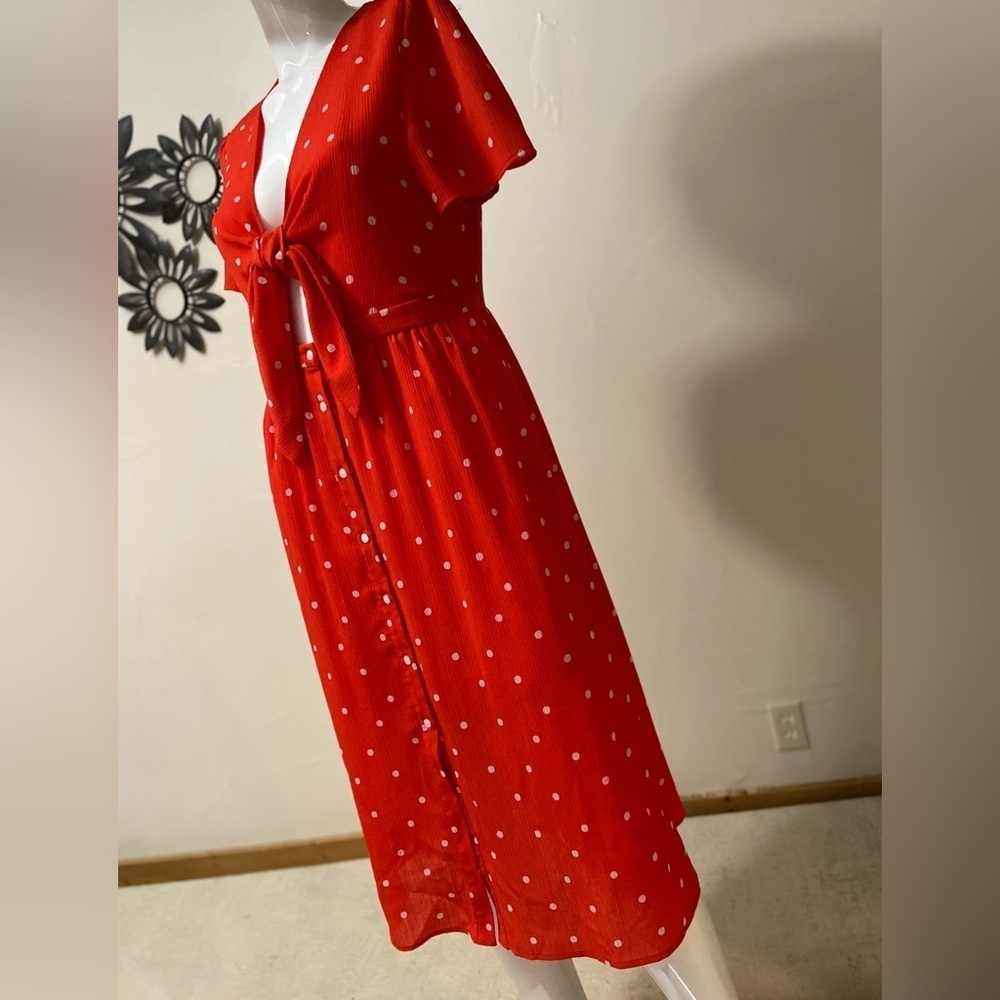 Everly~NWOT~Orange/White Polka Dot Crepe~Peek-A-Boo Front Tie~Midi Dress~Size M - Picture 6 of 16